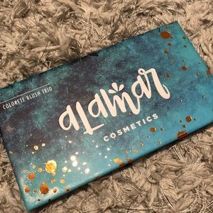 Alamar blush palette